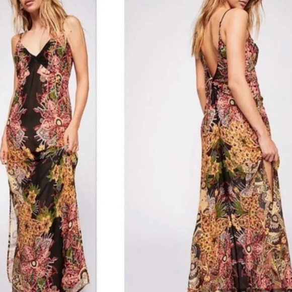 Free People Dresses & Skirts - NWT Free People Wildflower Printed Slip Dress
